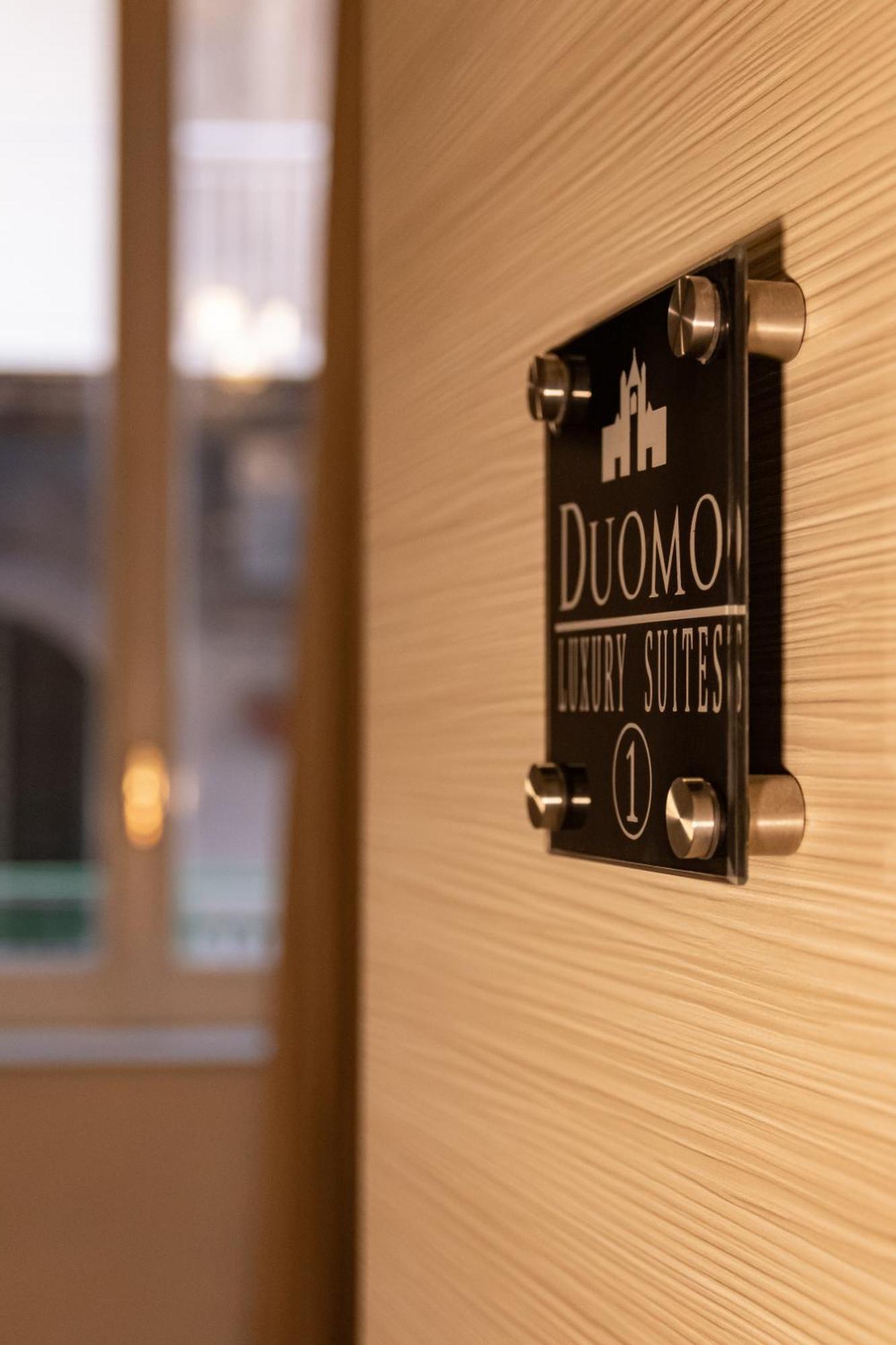 Duomo Luxury Suites Неаполь Экстерьер фото